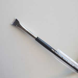 Sephora Collection Pro Brow Contour brush #36
